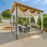 Cottage Nilda I